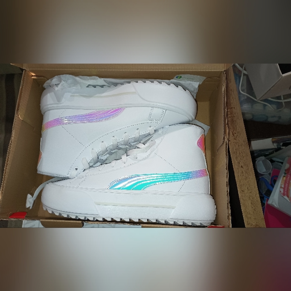 Puma Sneakers